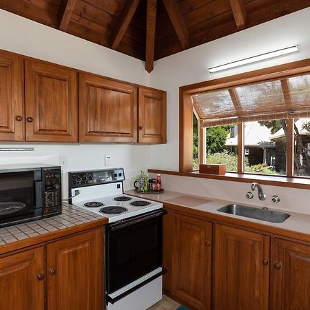 Te Maiki Escape - Russell Holiday Home Bagian luar foto