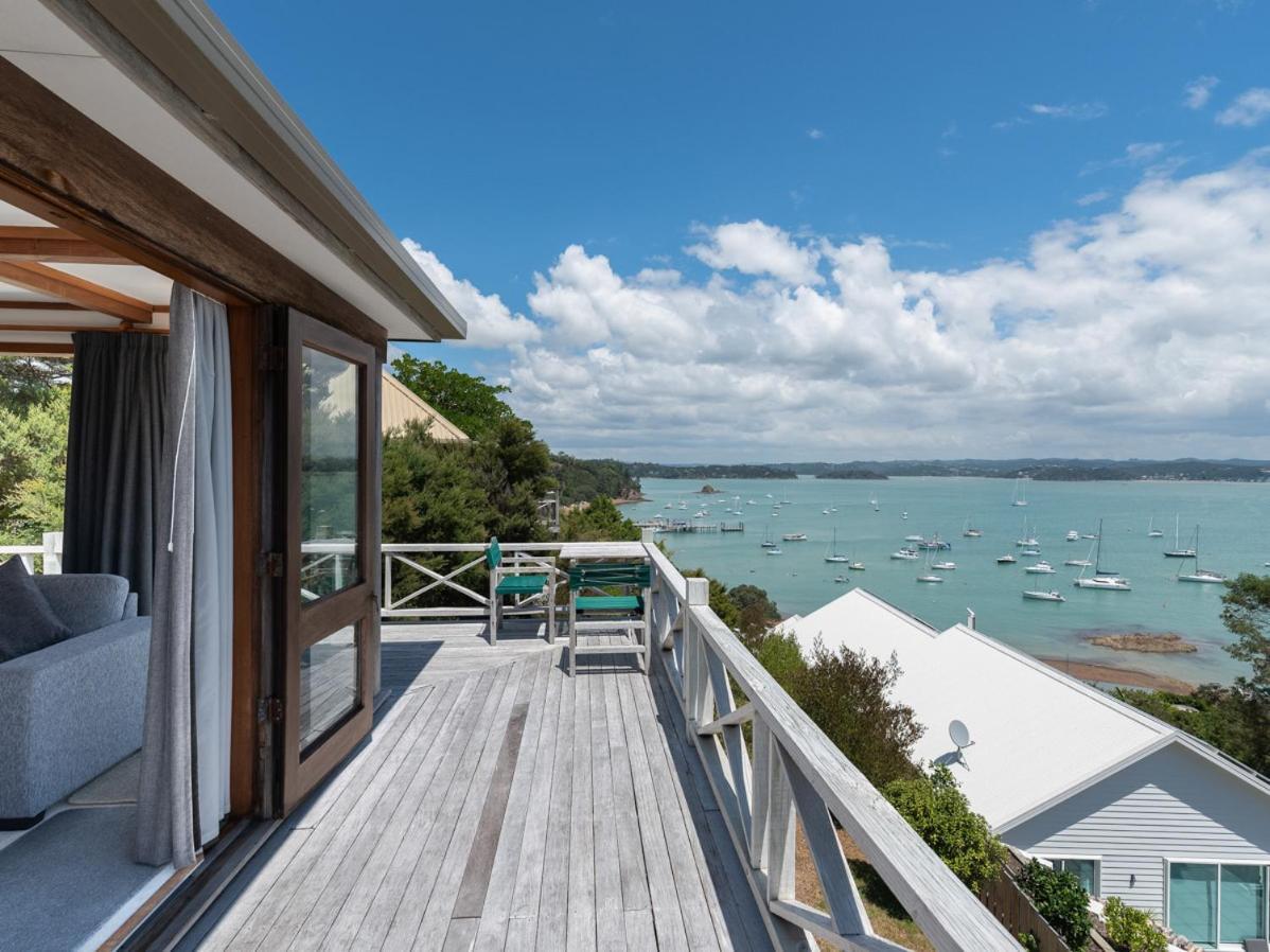 Te Maiki Escape - Russell Holiday Home Bagian luar foto