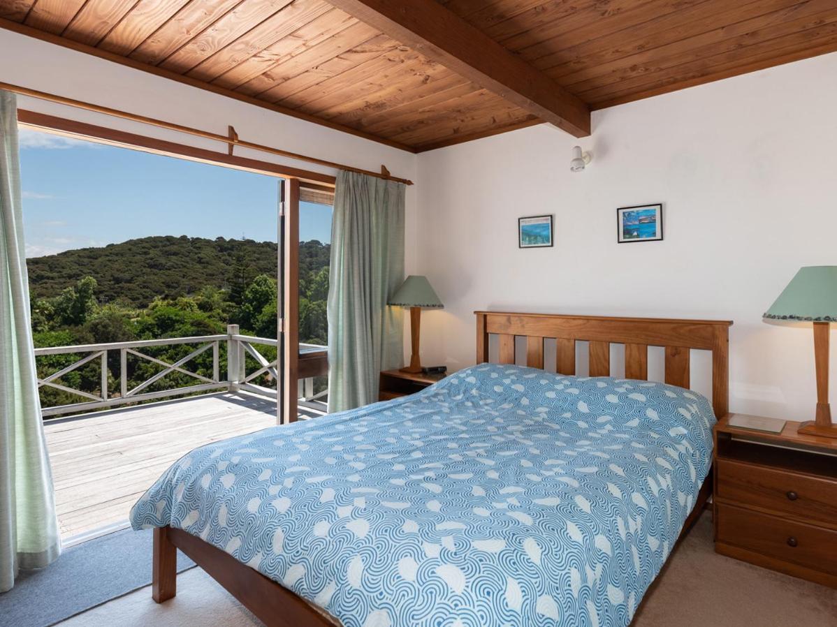 Te Maiki Escape - Russell Holiday Home Bagian luar foto